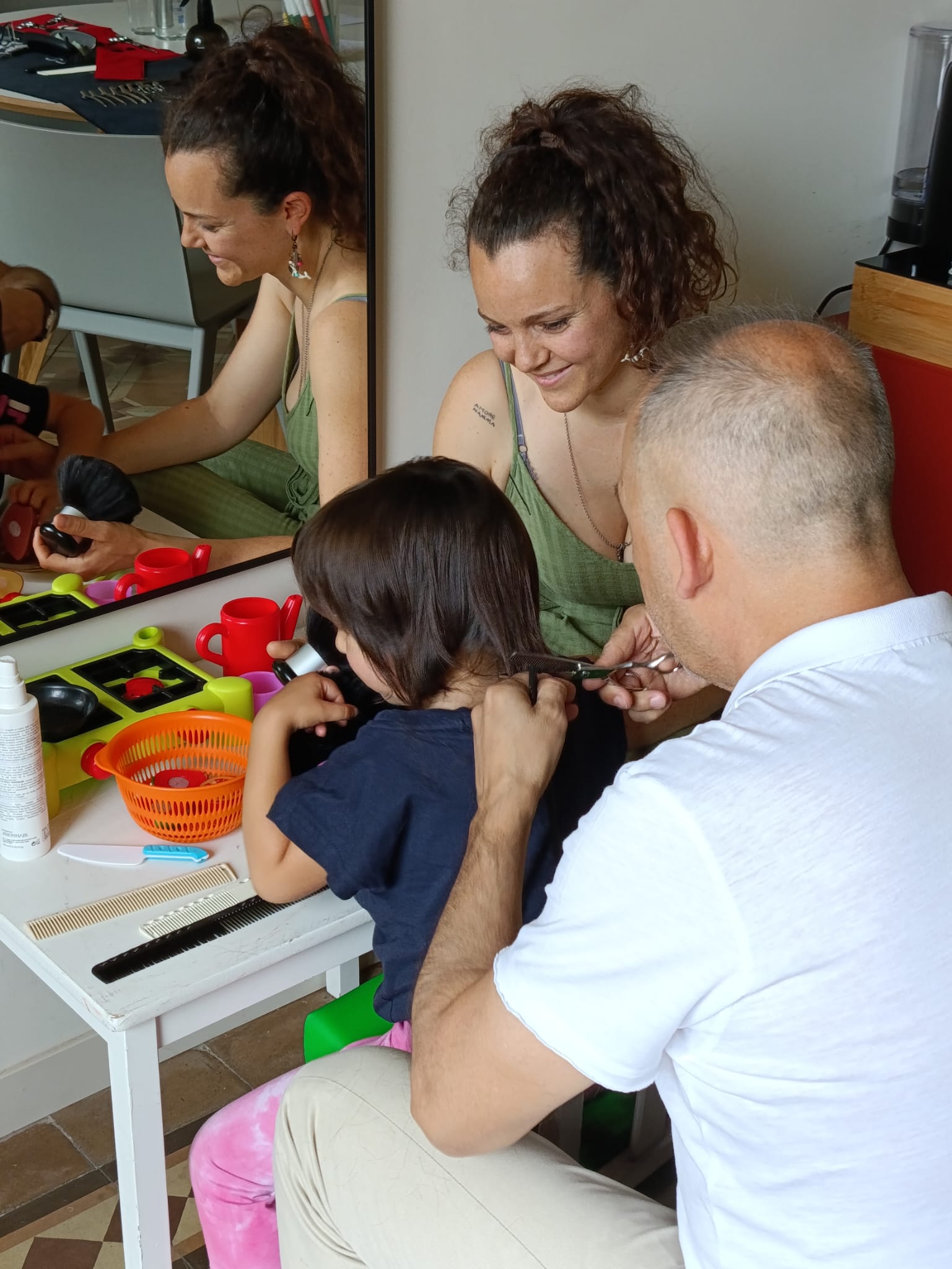 Il progetto “Parrucchiere amico” cresce: nuovi saloni accoglienti a Torino